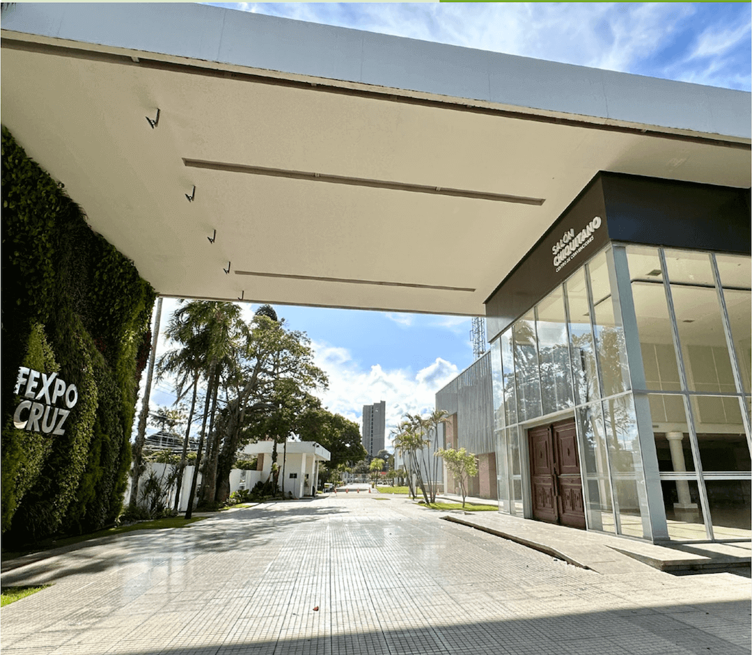 Salón Chiquitano - FEXPOCRUZ